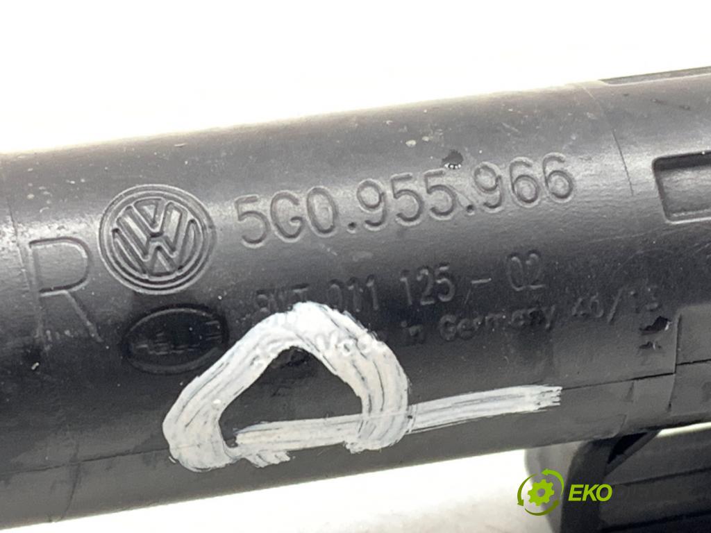 VW GOLF VII Kombi 2013 110 kW 2.0 TDI 1968 ostrekovača svetla pravy predný 5G0955966
