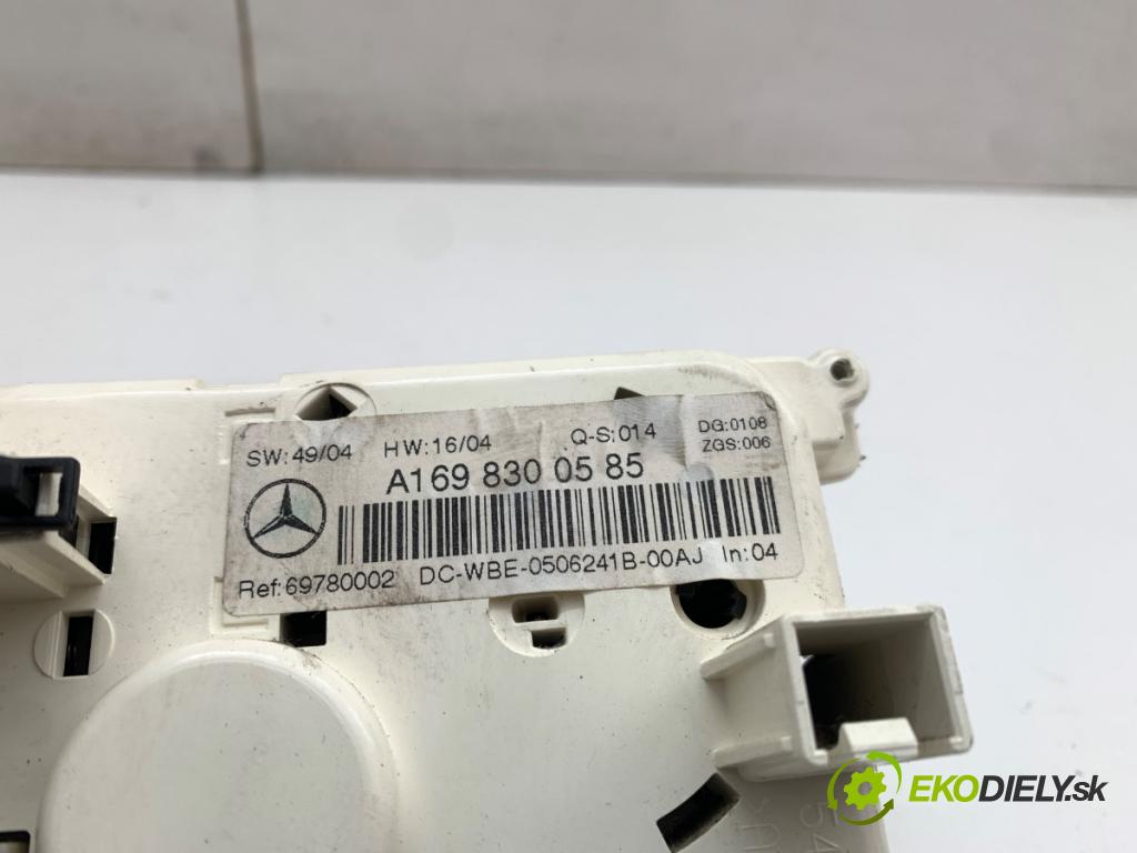 MERCEDES-BENZ W245 liftback 2005 100 kW B 200 (245.233) 2034 Panel ovládaní topení A1698300585 (Páčky pod volantem)