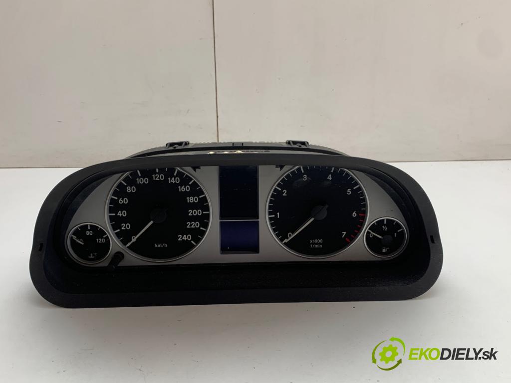MERCEDES-BENZ W245 liftback 2005 100 kW B 200 (245.233) 2034 Prístrojovka A1695407247 (Prístrojová doska)