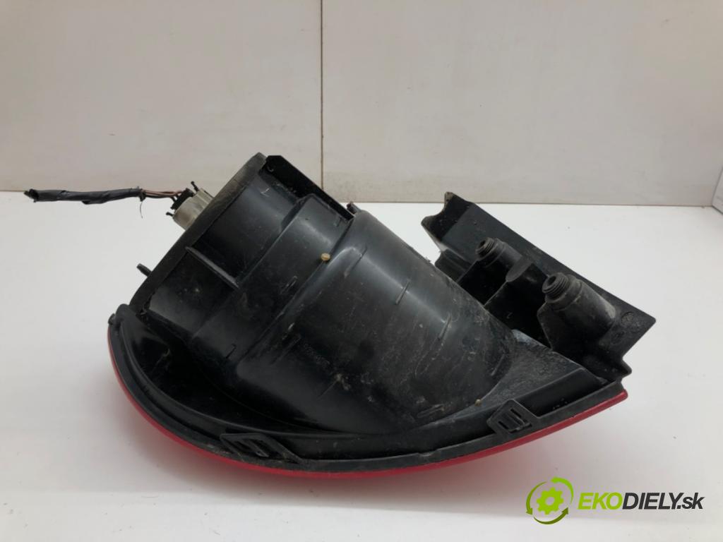 SEAT ALTEA nadwozie wielkoprzestrzenne (MPV) 2004 110 kW 2.0 FSI 1984 Svetlo pravy zad 5P0945112