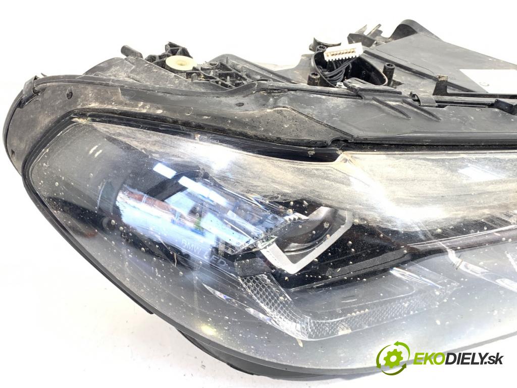 BMW G02 SUV 2022 375 kW M Competition 2993 světlomet pravý přední část 5A29206