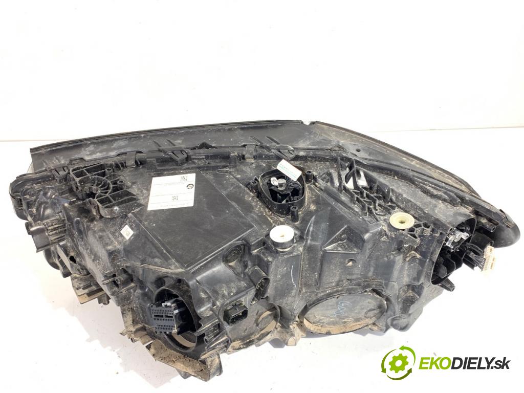 BMW G02 SUV 2022 375 kW M Competition 2993 světlomet pravý přední část 5A29206