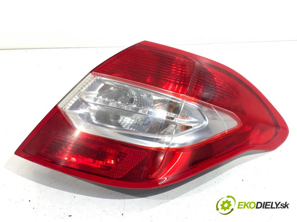 CITROEN C4 II liftback 2011 82 kW 1.6 HDi 110 1560 světlo pravý zadní část 9687311980