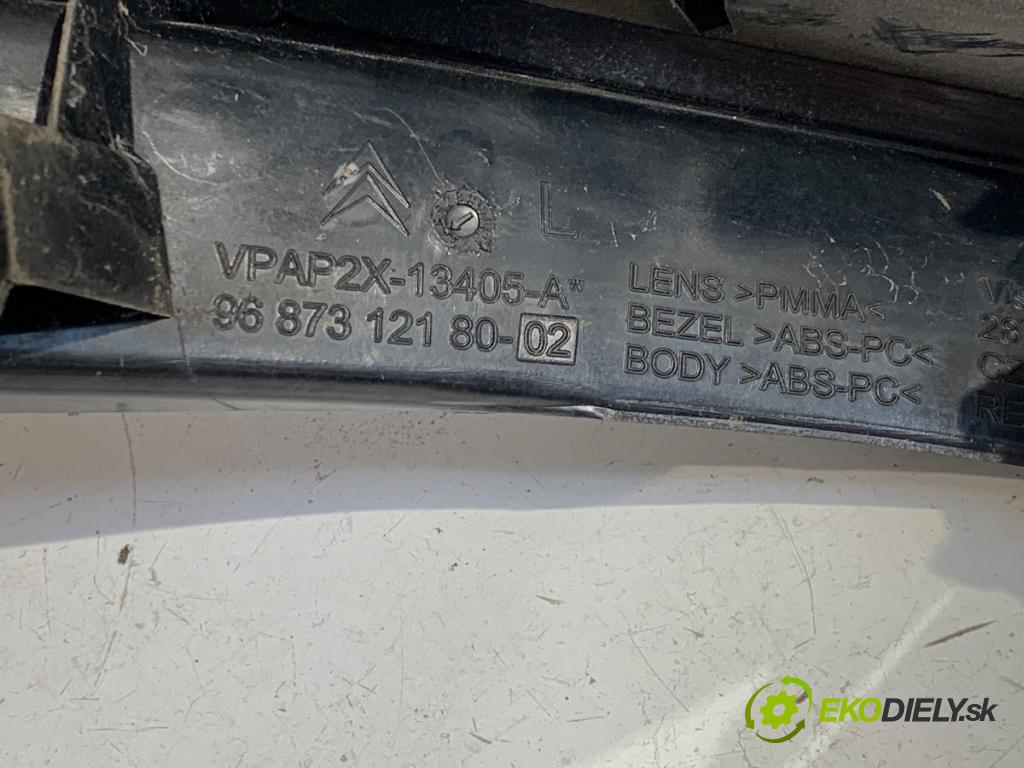 CITROEN C4 II liftback 2011 82 kW 1.6 HDi 110 1560 světlo levý zadní část 9687312180