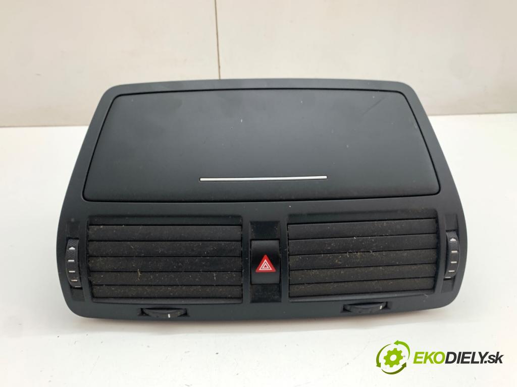 SKODA OCTAVIA II liftback 2011 90 kW 1.4 TSI 1390 Mriežky kúrenia predný 1Z0820951B