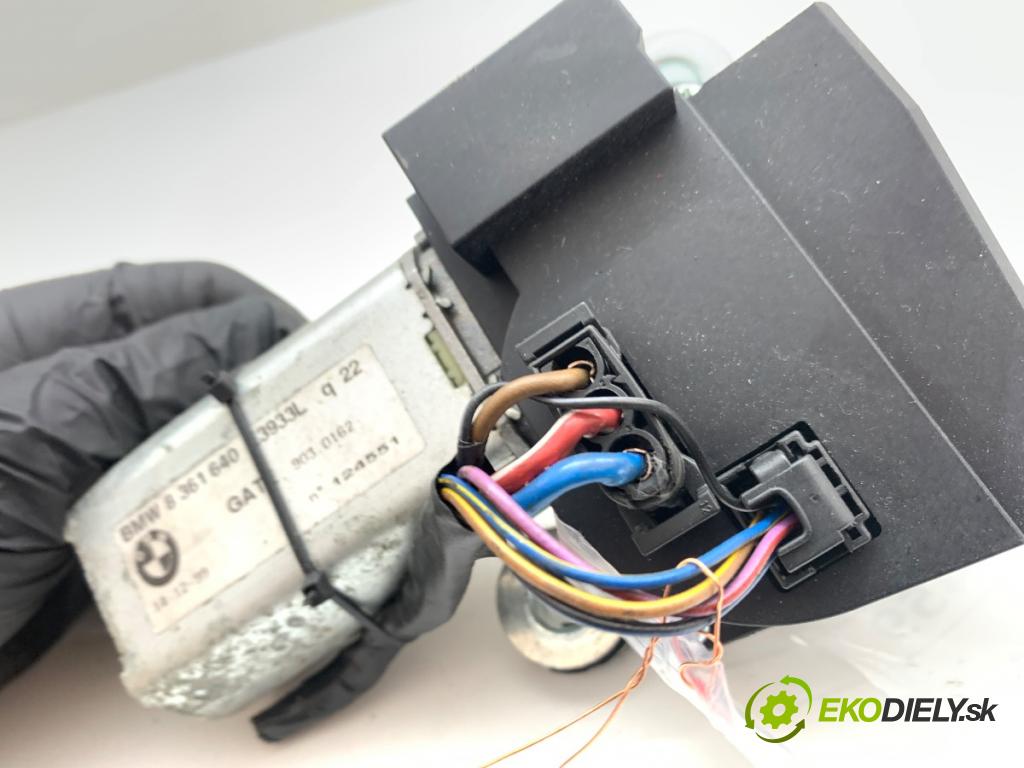 BMW E39 Kombi 2000 135 kW 530 d 2926 Motor stieračov zad 8361640
