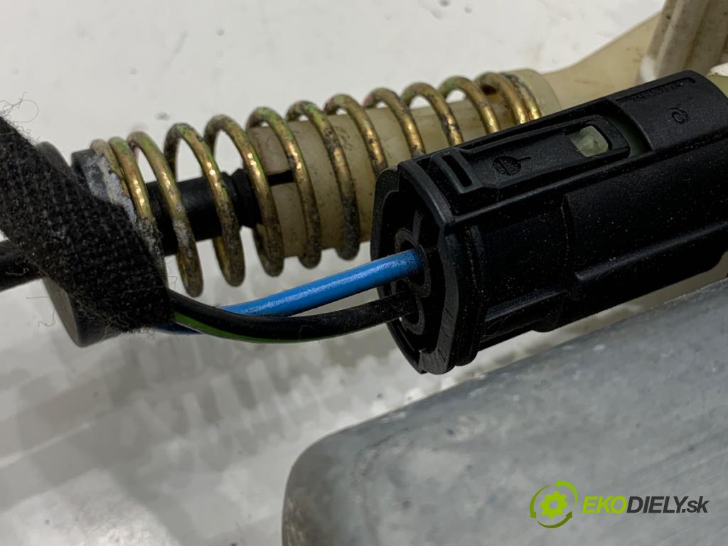BMW E39 Kombi 2000 135 kW 530 d 2926 Mechanizmus okna pravy zad 8360511