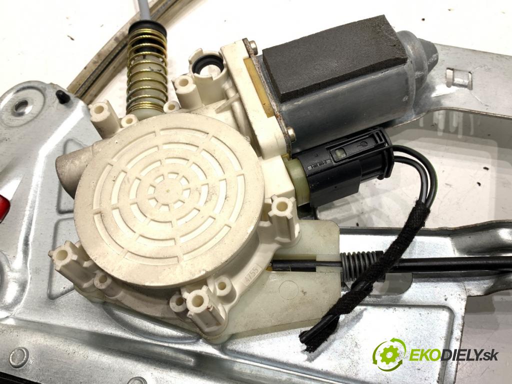 BMW E39 Kombi 2000 135 kW 530 d 2926 Mechanizmus okna ľavy predný
