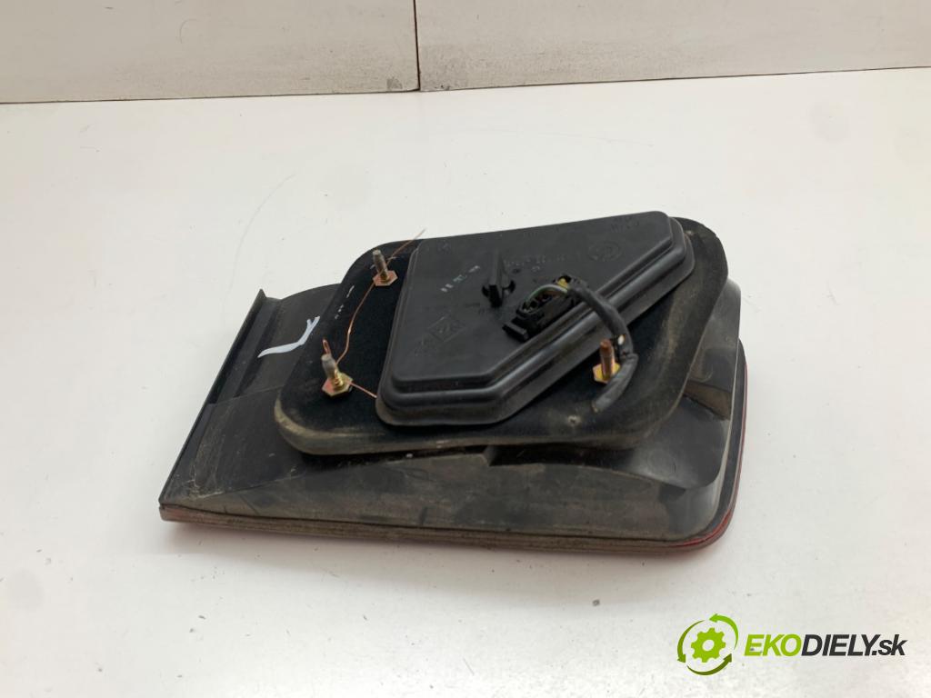 BMW E39 Kombi 2000 135 kW 530 d 2926 Svetlo ľavy zad vnútorná 8361673