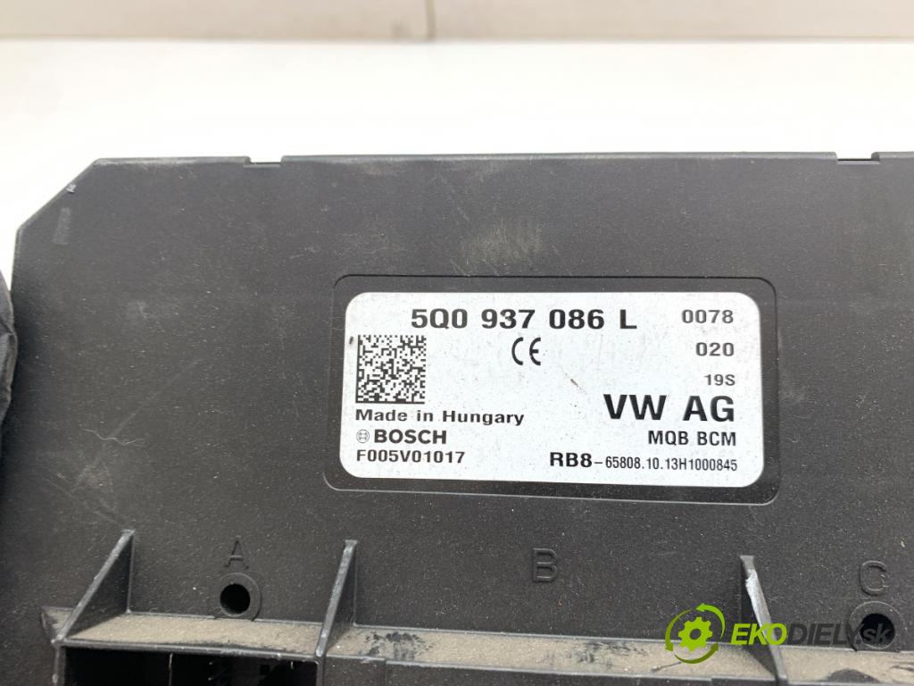 VW GOLF VII Kombi 2013 110 kW 2.0 TDI 1968 modul komfortu 5Q0937086L (Komfortní modul)