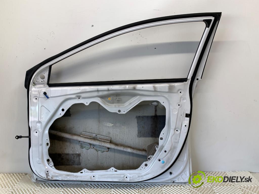 HYUNDAI ELANTRA V sedan 2014 97 kW 1.6 1591 Dvere pravy predný