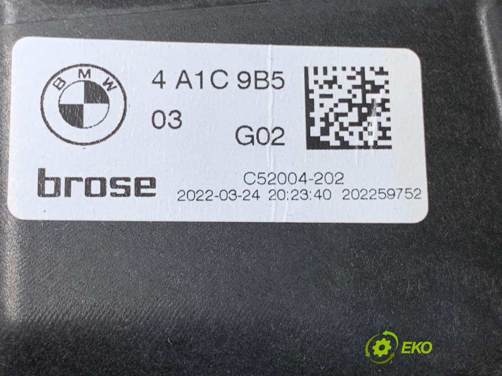 BMW G02 SUV 2022 375 kW M Competition 2993 mechanismus okna levý zadní část 4A1C9B5