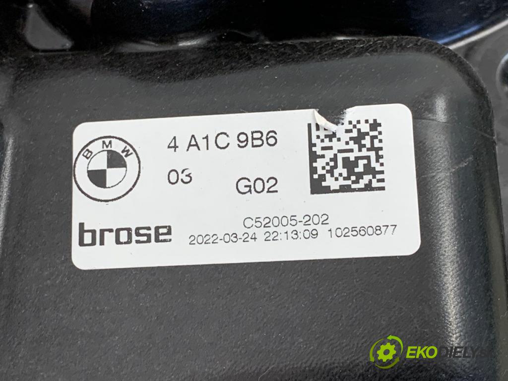 BMW G02 SUV 2022 375 kW M Competition 2993 mechanismus okna pravý zadní část 4A1C9B6