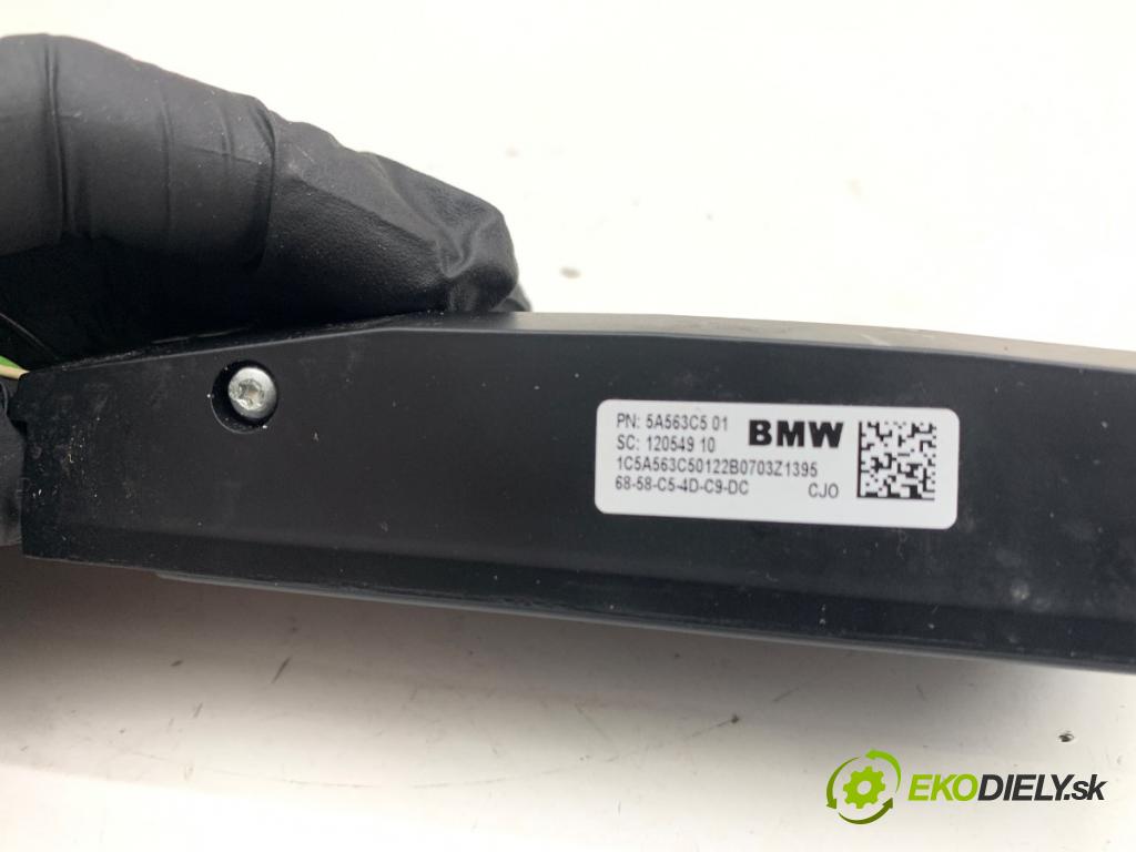 BMW G02 SUV 2022 375 kW M Competition 2993 KAMERA okna prednej 5A563C5