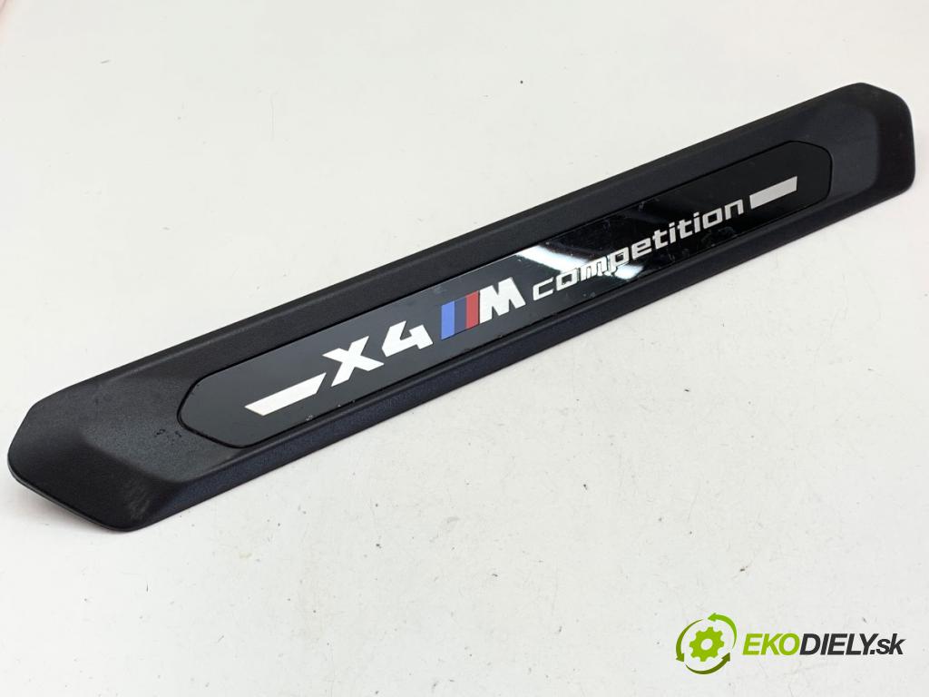 BMW G02 SUV 2022 375 kW M Competition 2993 Lišta prahová ľavy 8077613