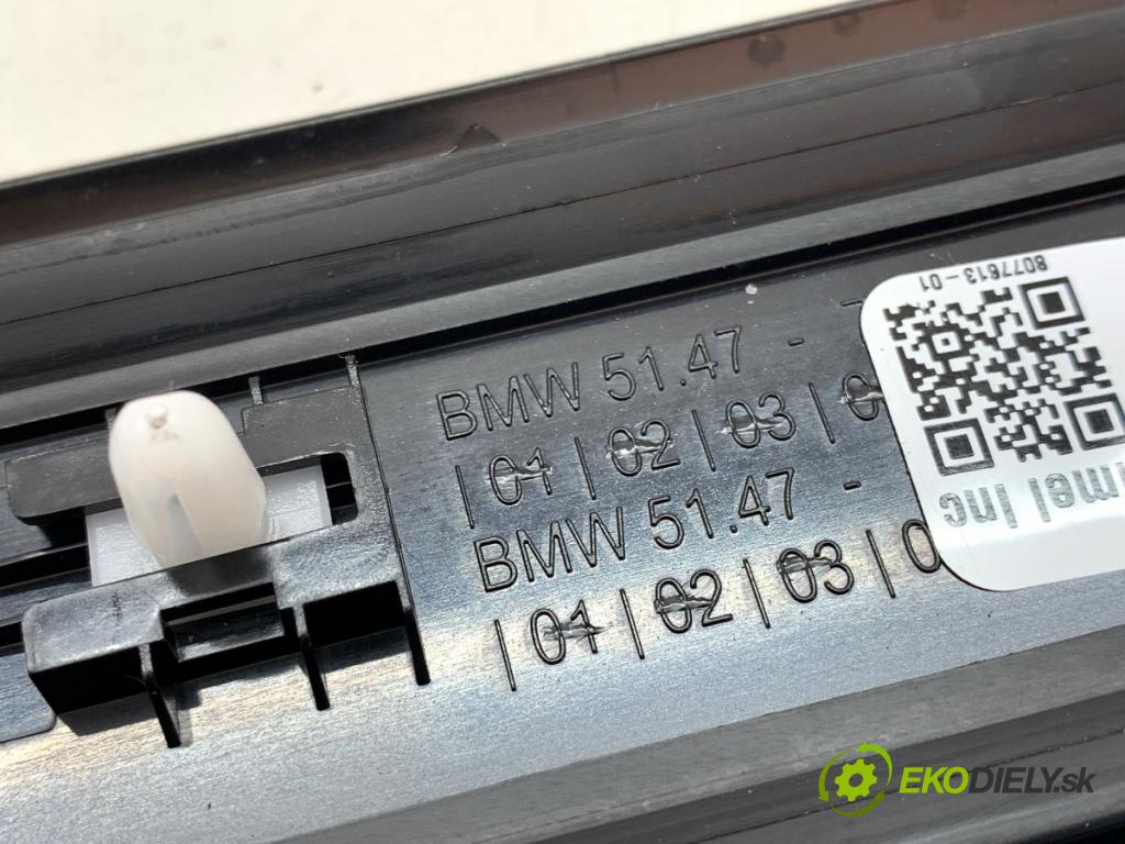 BMW G02 SUV 2022 375 kW M Competition 2993 Lišta prahová ľavy 8077613