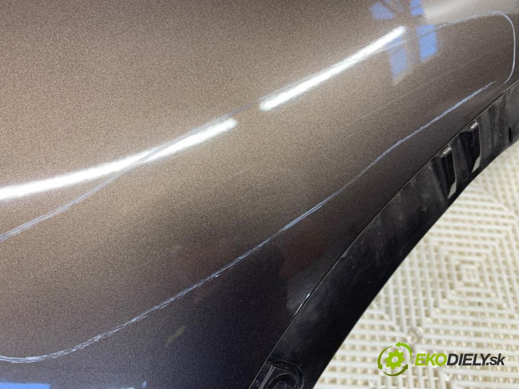 BMW E70 SUV 2011 225 kW xDrive 40 d 2993 Blatník pravy predný