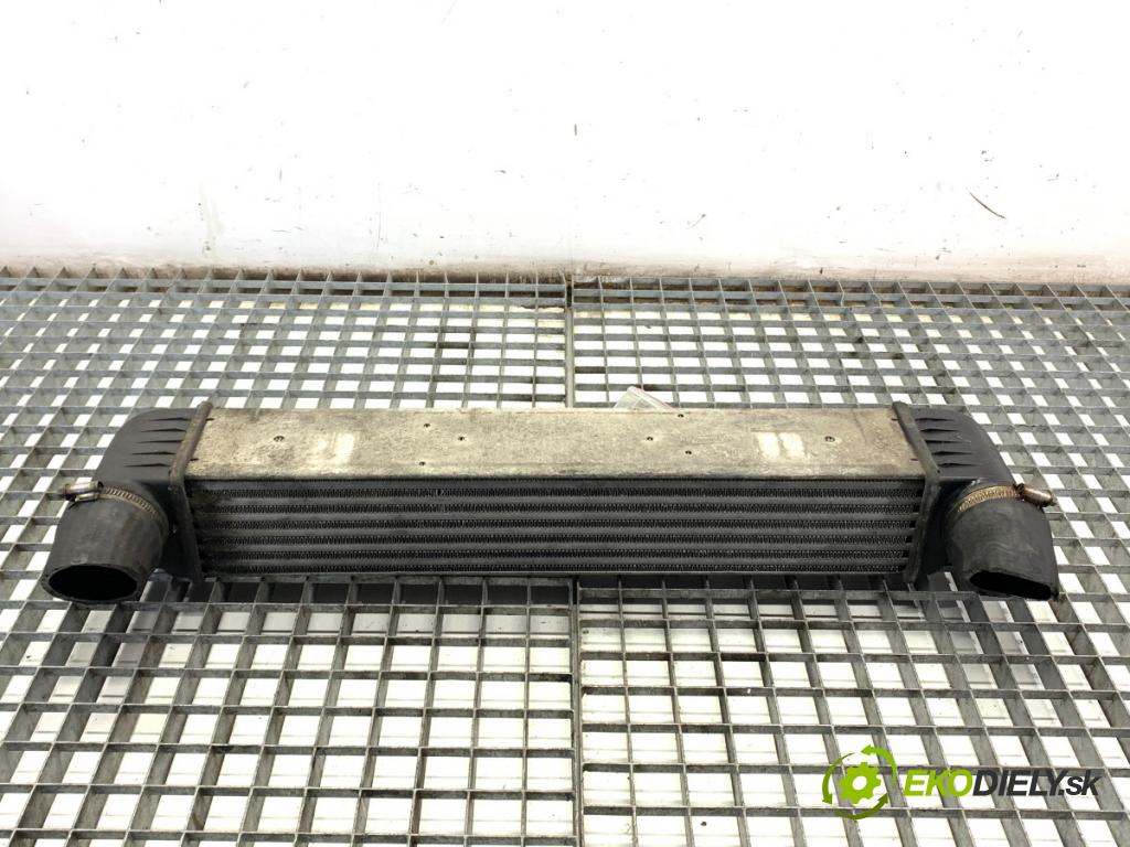 BMW E39 Kombi 2000 135 kW 530 d 2926 intercooler 2247359 (Intercooler (chladič nasávaného vzduchu))