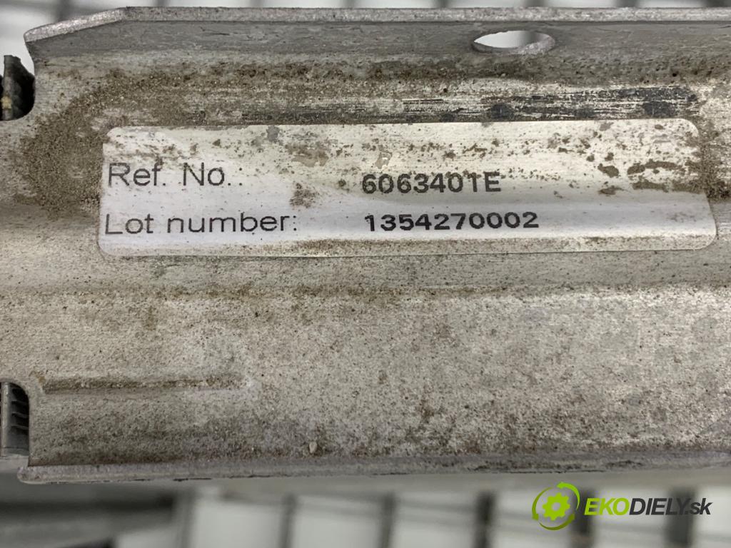 BMW E39 Kombi 2000 135 kW 530 d 2926 Chladič vody  (Chladič vody)