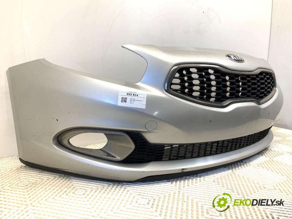 KIA CEED nadwozie zamknięte / kombi 2015 94 kW 1.6 CRDi 1582 Nárazník predný  (Kľučka dverí ostatné)