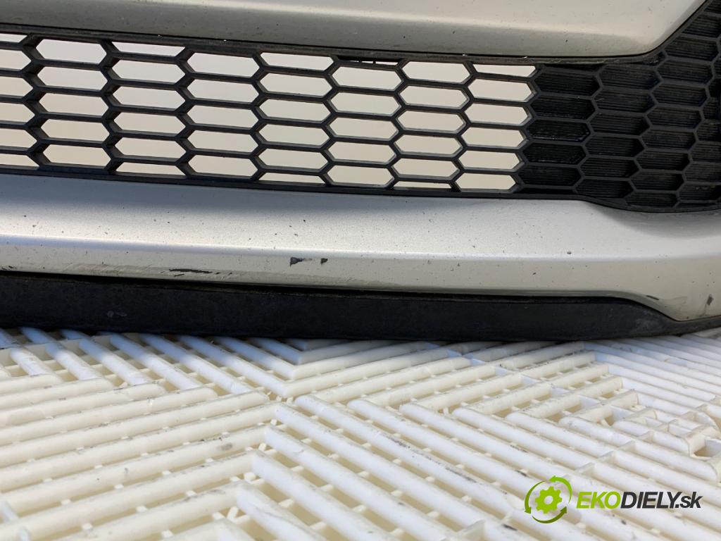 KIA CEED nadwozie zamknięte / kombi 2015 94 kW 1.6 CRDi 1582 Nárazník predný  (Kľučka dverí ostatné)