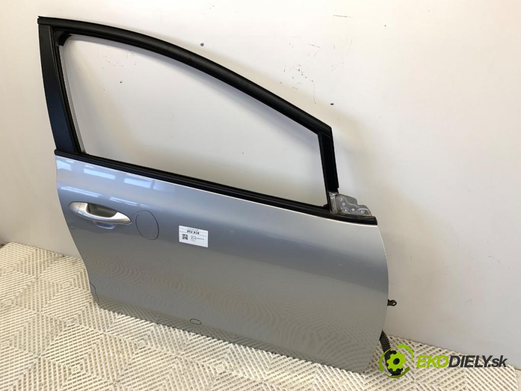 KIA CEED nadwozie zamknięte / kombi 2015 94 kW 1.6 CRDi 1582 Dvere pravy predný 9S