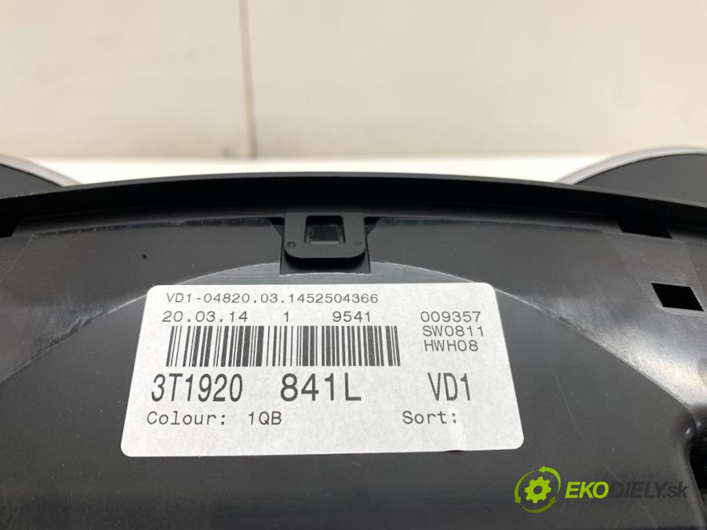 SKODA SUPERB II liftback 2014 92 kW 1.4 TSI 1390 Prístrojovka 3T1920841L (Prístrojová doska)