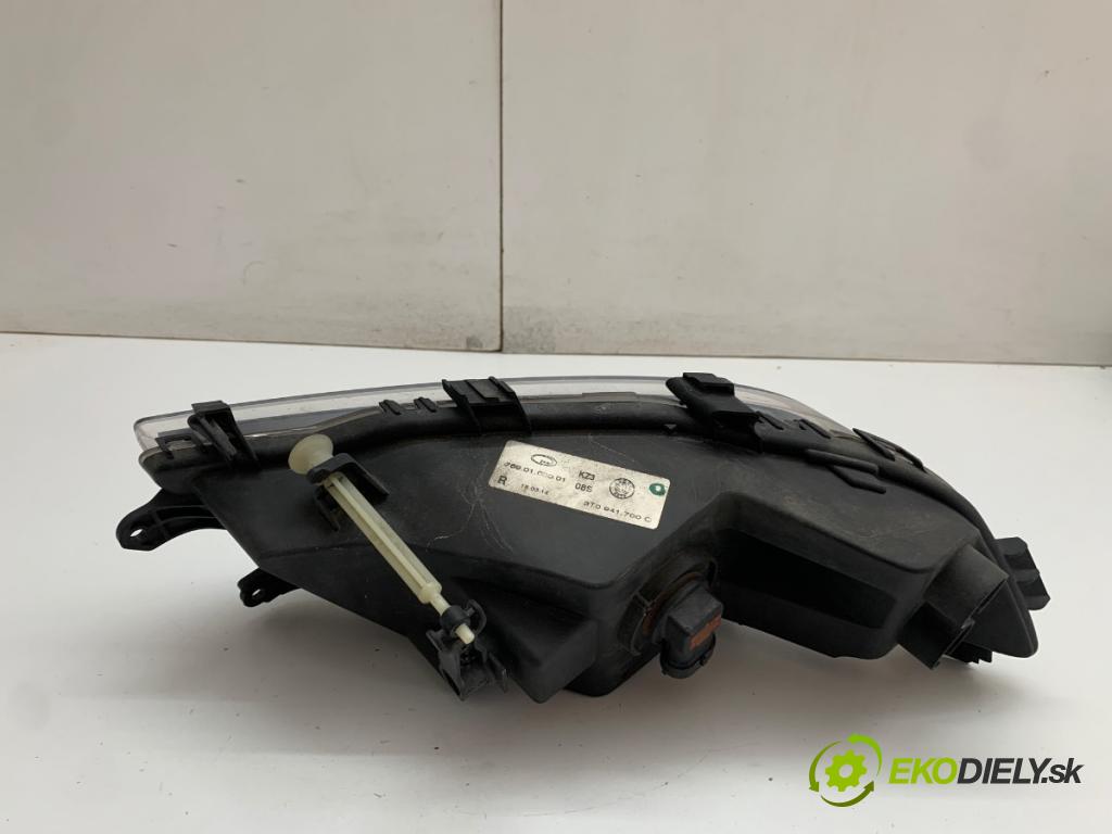 SKODA SUPERB II liftback 2014 92 kW 1.4 TSI 1390 Hmlové svetlo, hmlovka pravy predný 3T0941700C