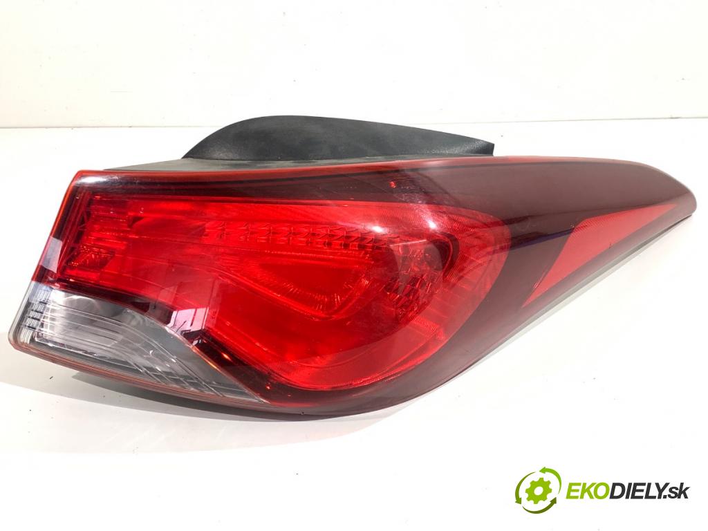 HYUNDAI ELANTRA V sedan 2014 97 kW 1.6 1591 světlo pravý zadní část 