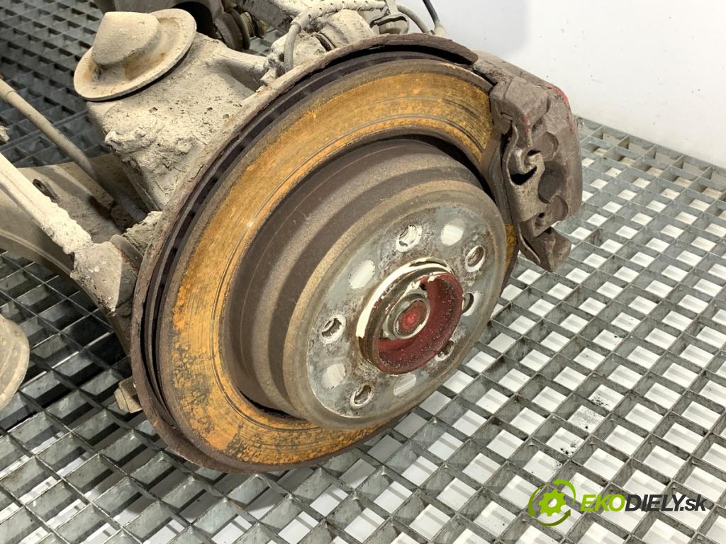 BMW E39 Kombi 2000 135 kW 530 d 2926 Výstuha zad