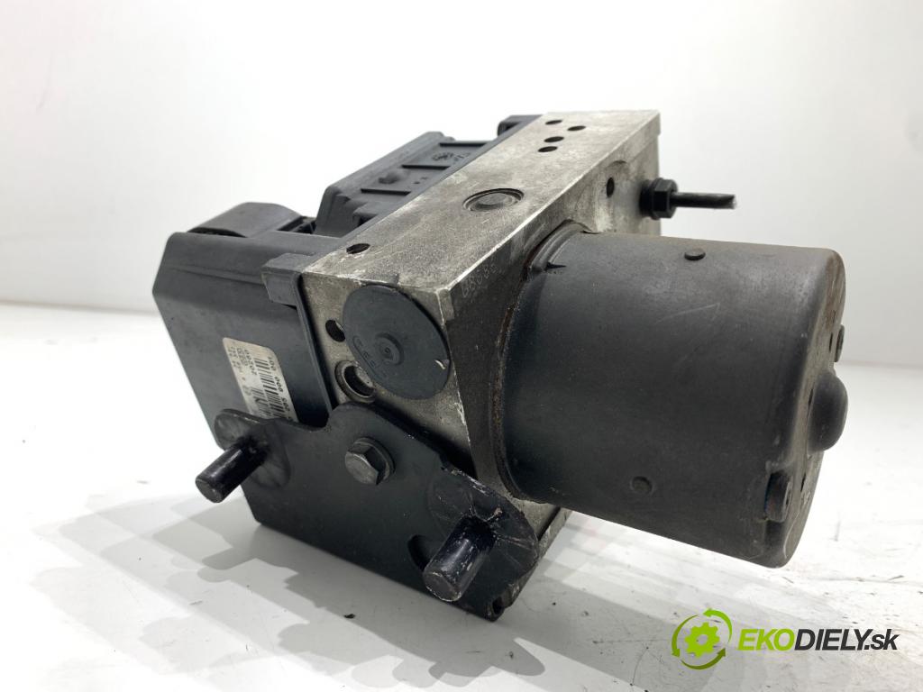 BMW E39 Kombi 2000 135 kW 530 d 2926 pumpa ABS 0265900001 (Pumpa ABS)