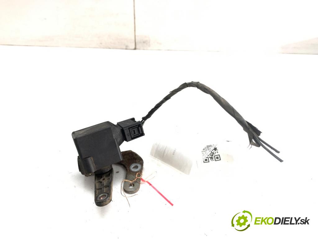 BMW E39 Kombi 2000 135 kW 530 d 2926 Snímač XENON pravy zad 1093698