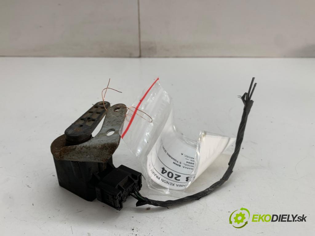 BMW E39 Kombi 2000 135 kW 530 d 2926 Snímač XENON pravy zad 1093698