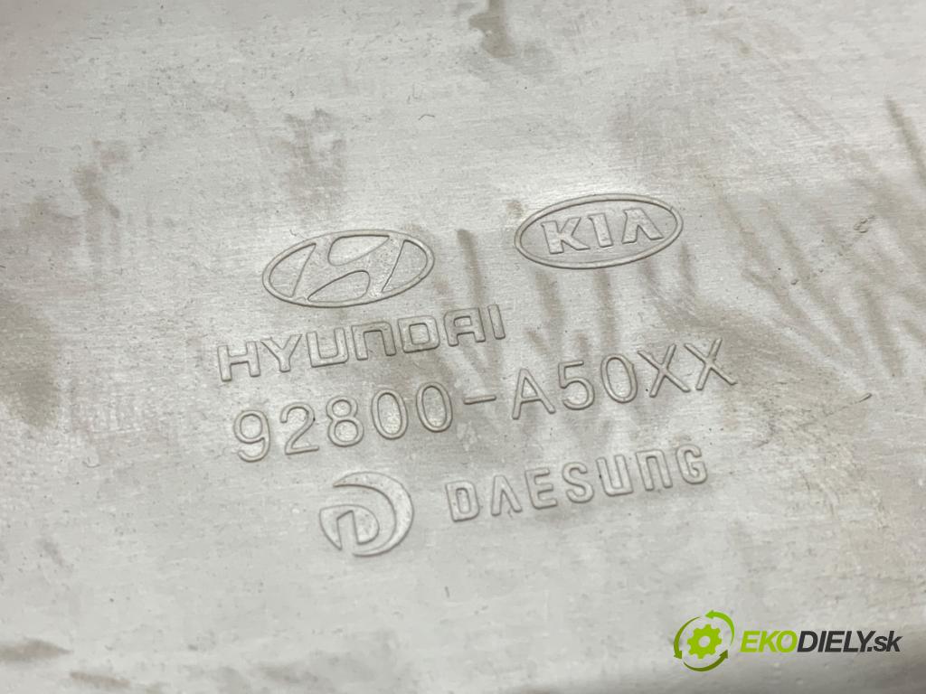 KIA CEED nadwozie zamknięte / kombi 2015 94 kW 1.6 CRDi 1582 Svetlo stropné 92800-A50XX