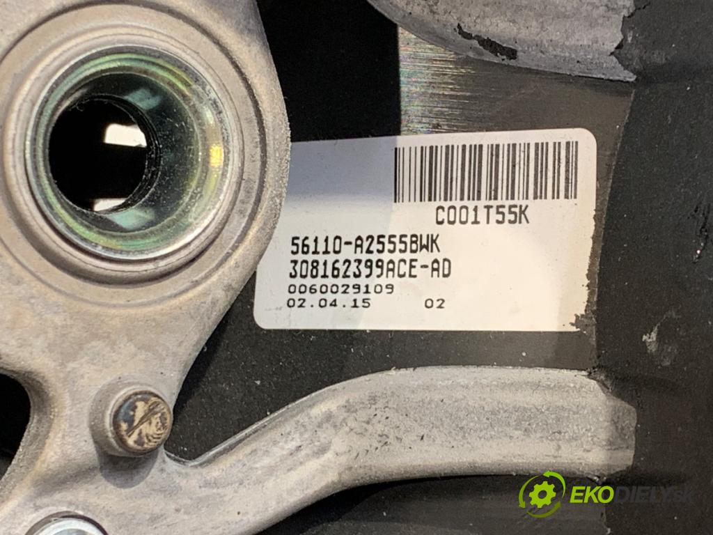 KIA CEED nadwozie zamknięte / kombi 2015 94 kW 1.6 CRDi 1582 volant 56110-A2555 (Volant)