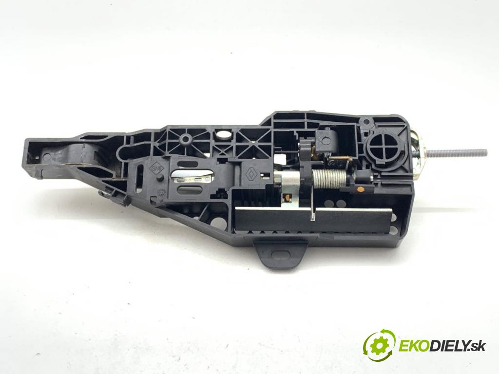 RENAULT CAPTUR I liftback 2016 87 kW 1.2 TCe 120 1197 klika vnejší pravý zadní část