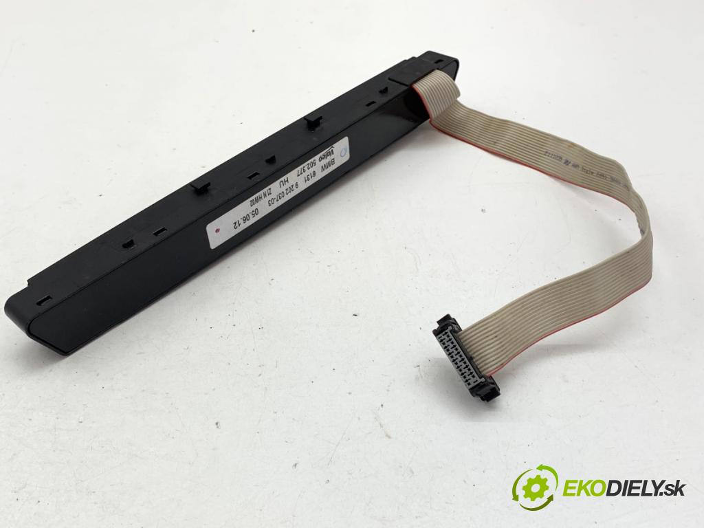 BMW E70 SUV 2011 225 kW xDrive 40 d 2993 Panel Prepínač PDC 9202037
