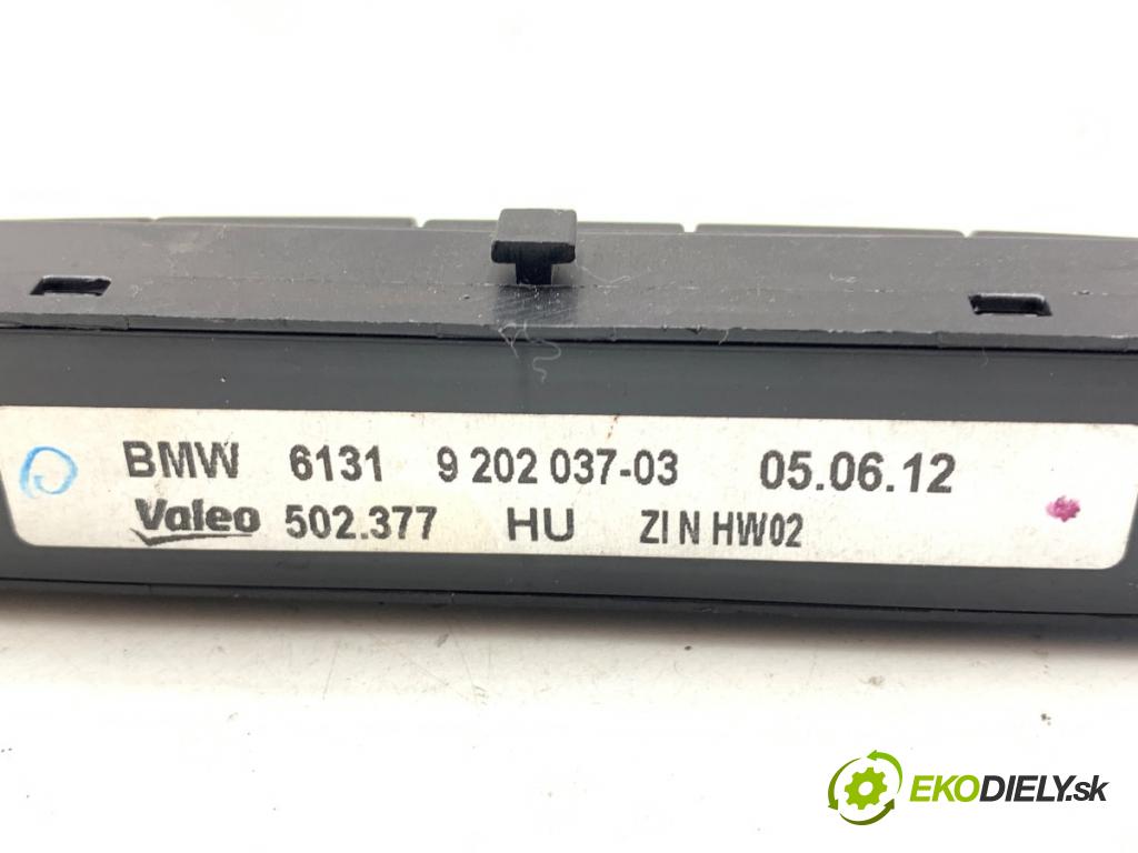 BMW E70 SUV 2011 225 kW xDrive 40 d 2993 Panel Prepínač PDC 9202037