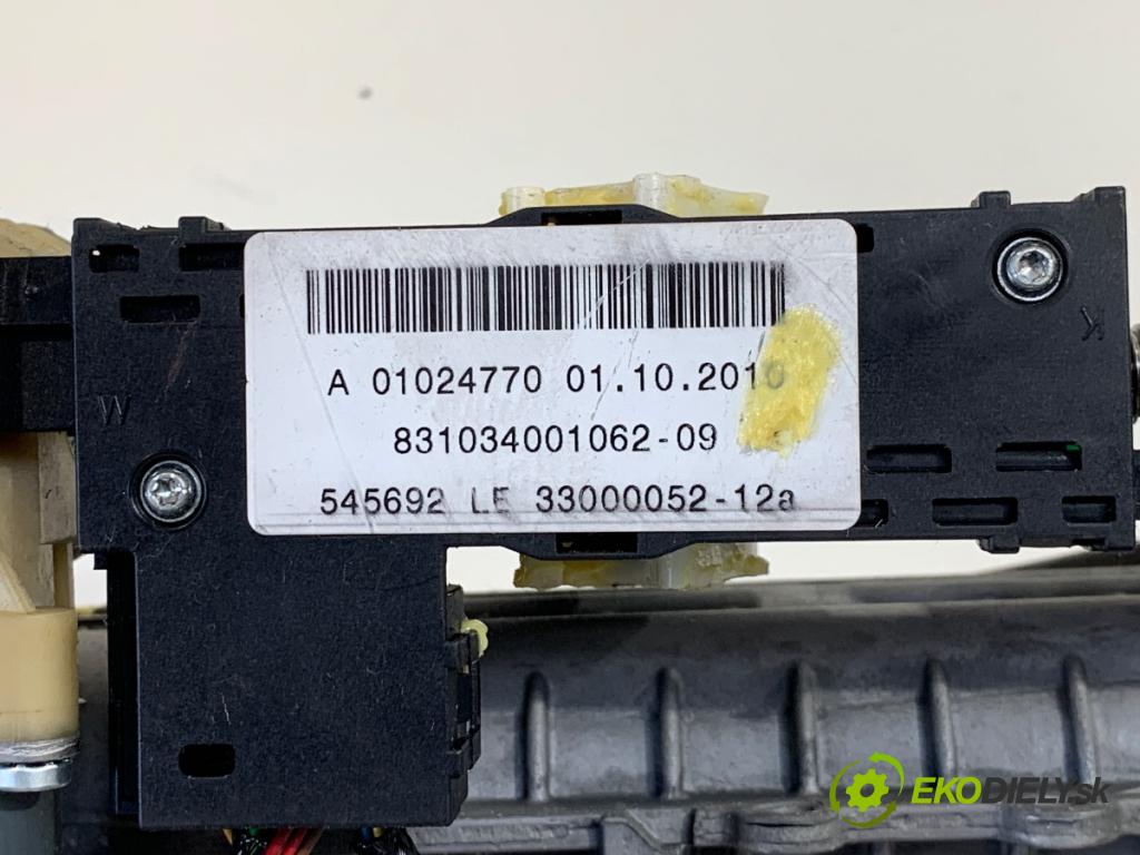 BMW E70 SUV 2011 225 kW xDrive 40 d 2993 Hriadeľ, tyč volantu  (Tyč riadenia (volantu))