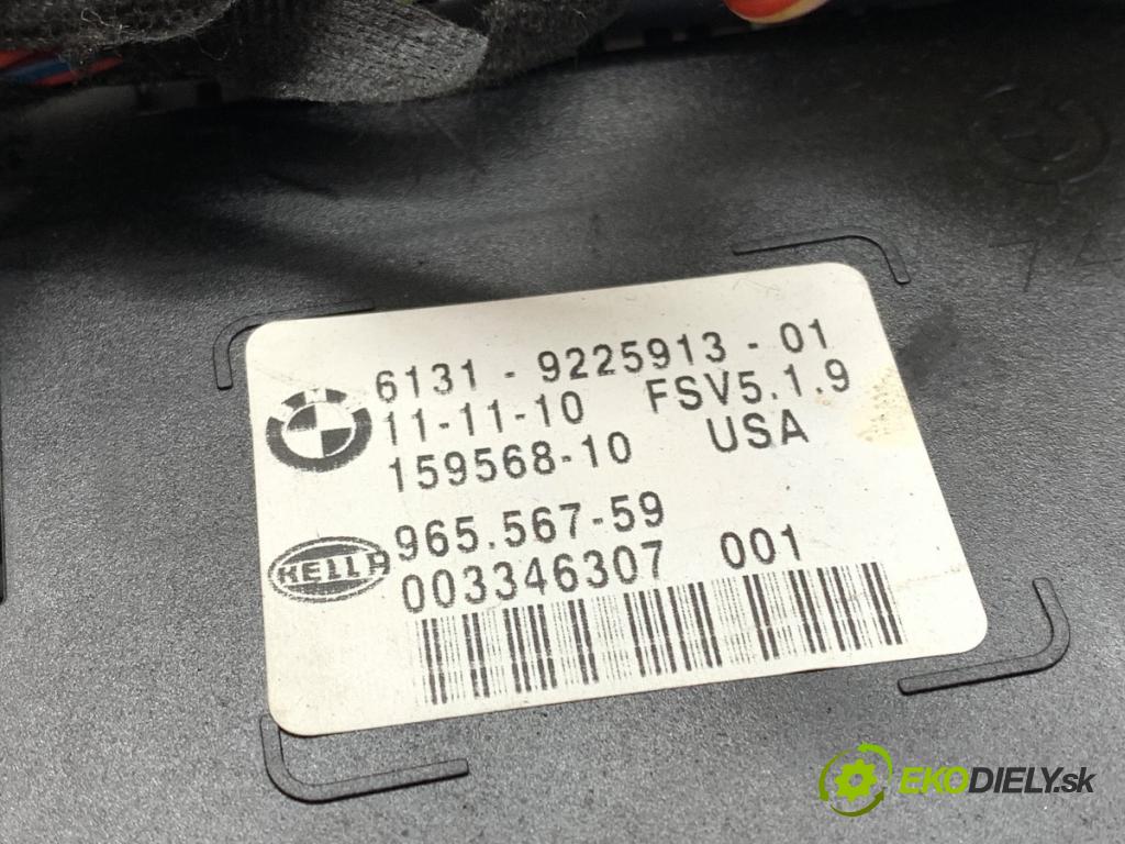 BMW E70 SUV 2011 225 kW xDrive 40 d 2993 světlo stropní 9225913