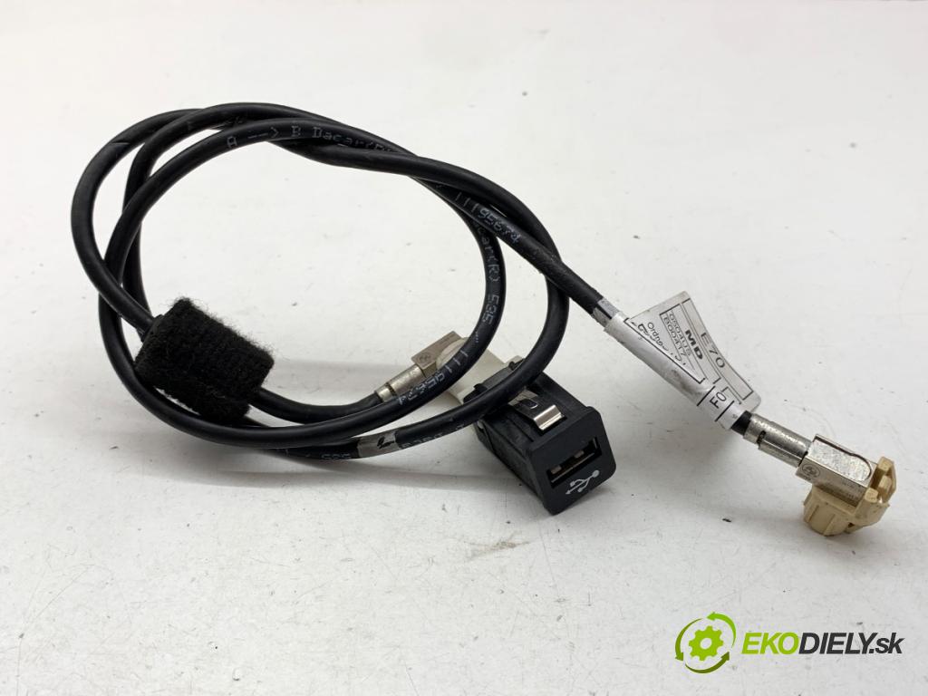 BMW E70 SUV 2011 225 kW xDrive 40 d 2993 HNÍZDO: USB 9196797