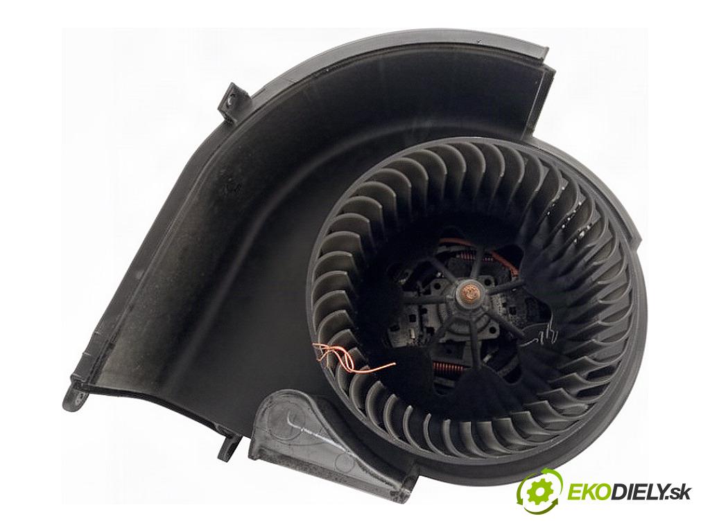 BMW E70 SUV 2011 225 kW xDrive 40 d 2993 ventilátor kúrenia T1001857A