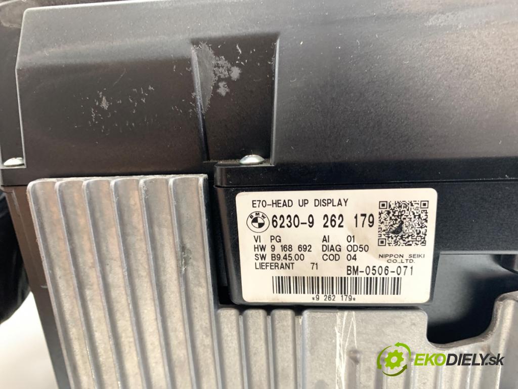BMW E70 SUV 2011 225 kW xDrive 40 d 2993 Dislpej HEAD-UP: 9262179