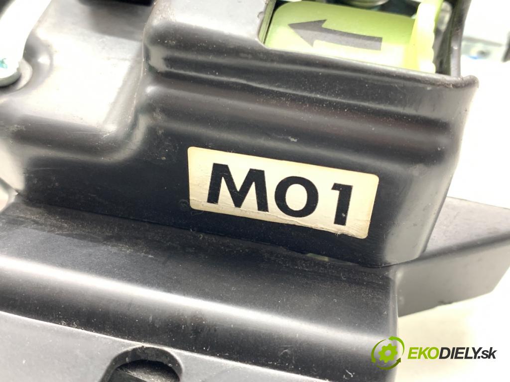 HYUNDAI ELANTRA V sedan 2014 97 kW 1.6 1591 zámok dverí zad