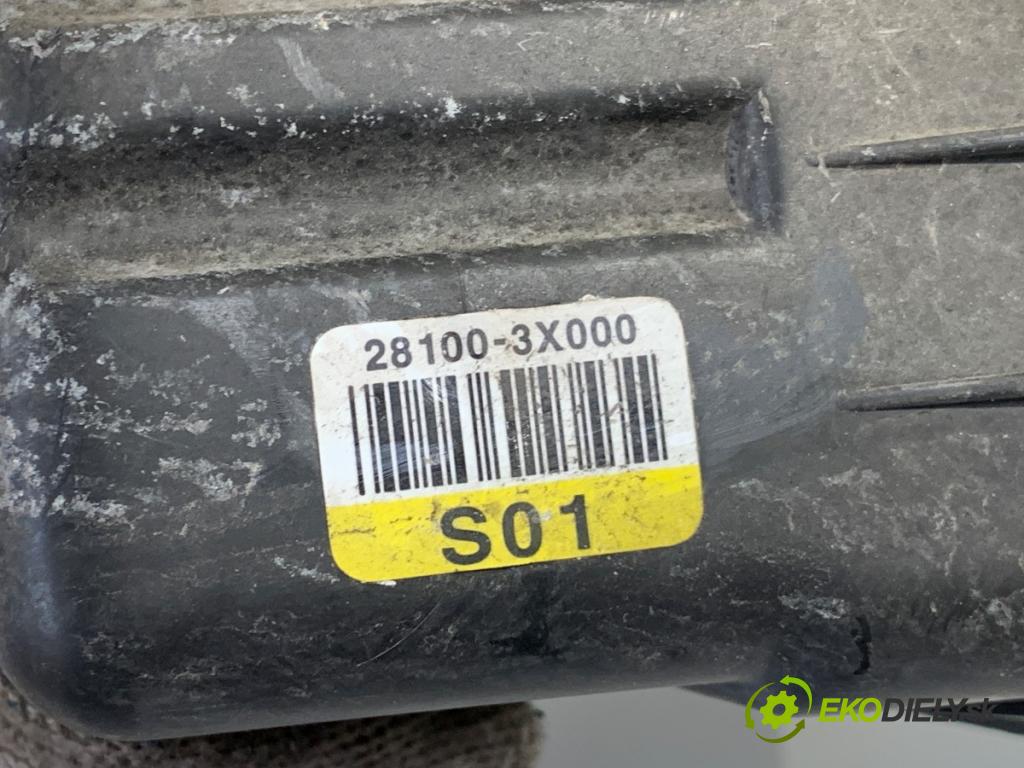 HYUNDAI ELANTRA V sedan 2014 97 kW 1.6 1591 Obal filtra vzduchu 28100-3X000 (Obal vzduchového filtra)