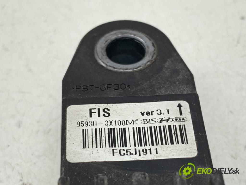 HYUNDAI ELANTRA V sedan 2014 97 kW 1.6 1591 snímač nárazu 95930-3X100 (Snímač nárazu)