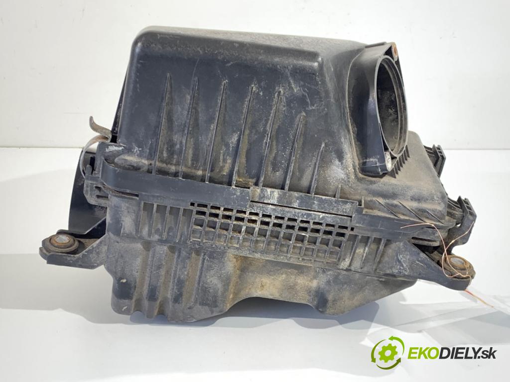 KIA CEED nadwozie zamknięte / kombi 2015 94 kW 1.6 CRDi 1582 obal filtra vzduchu 28110-A5800 (Kryt vzduchového filtru)