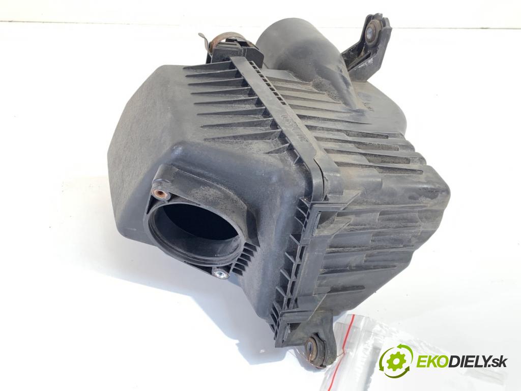 KIA CEED nadwozie zamknięte / kombi 2015 94 kW 1.6 CRDi 1582 obal filtra vzduchu 28110-A5800 (Kryt vzduchového filtru)