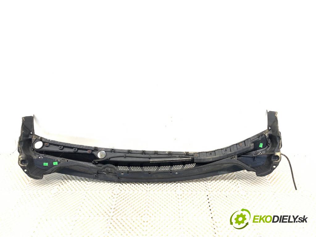KIA CEED nadwozie zamknięte / kombi 2015 94 kW 1.6 CRDi 1582 Torpédo, plast pod čelné okno 86151-A2000 (Torpédo (plast pod čelným sklom))