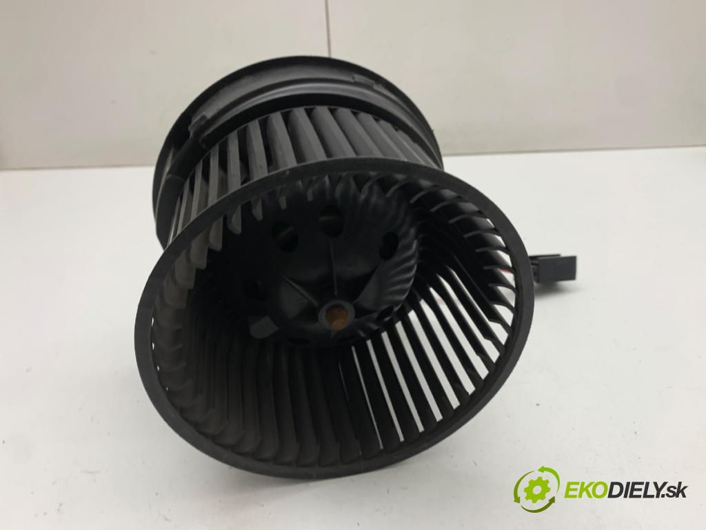 NISSAN QASHQAI J10 SUV 2008 84 kW 1.6 1598 ventilátor kúrenia 